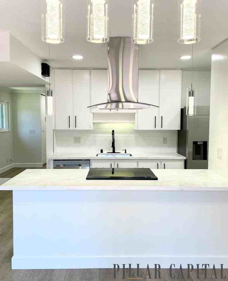 1847 Olmo Way - Photo 3 of 40