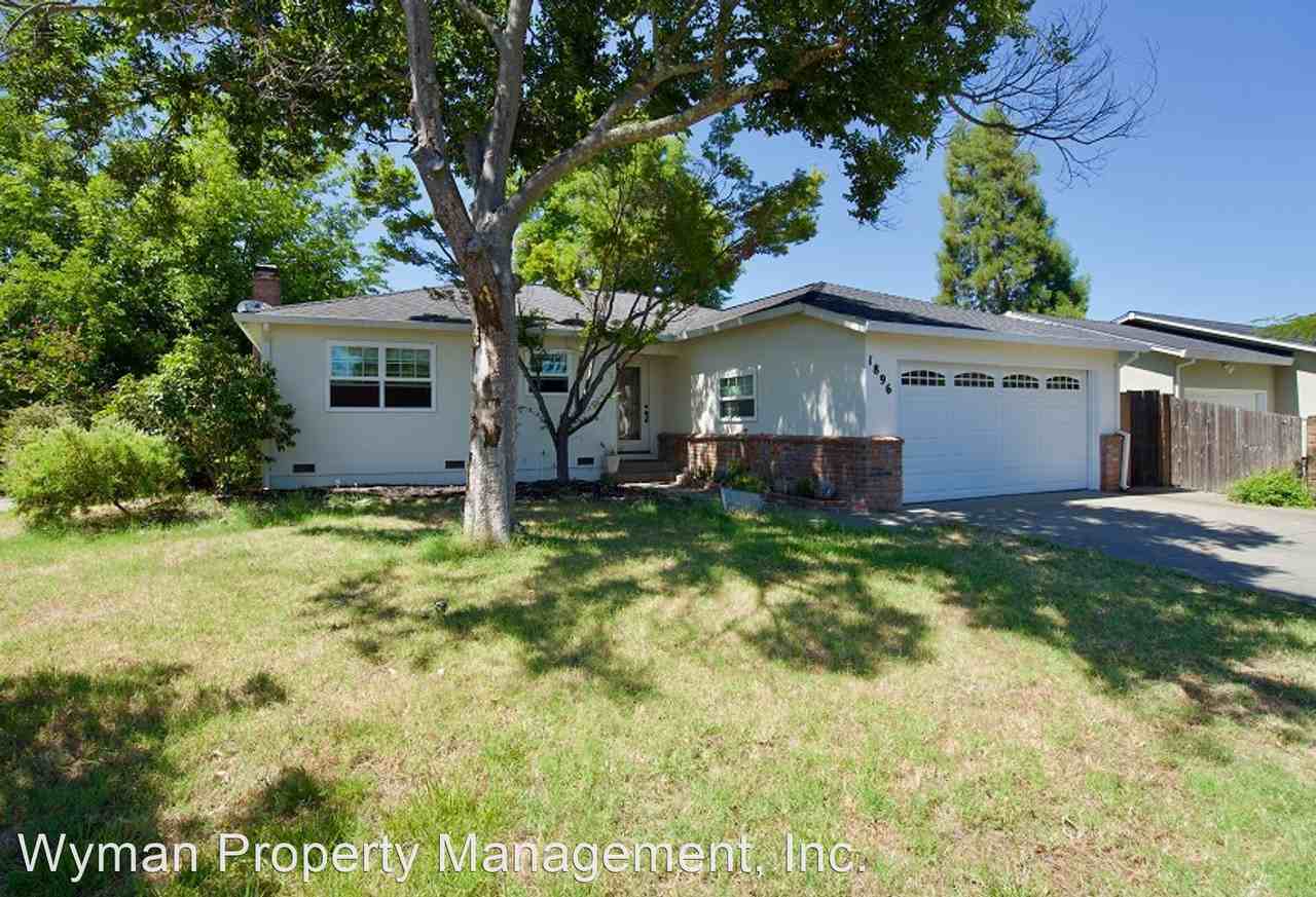 1896 Larkspur St - Photo 2 of 30