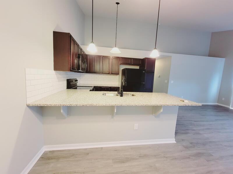 1318 N Curtis Ct - Photo 7 of 22