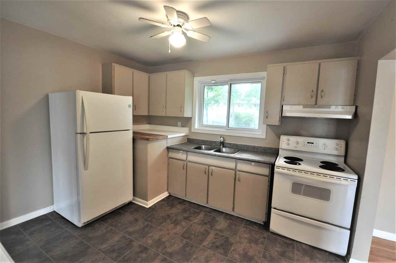 82 Rose - Photo 5 of 8