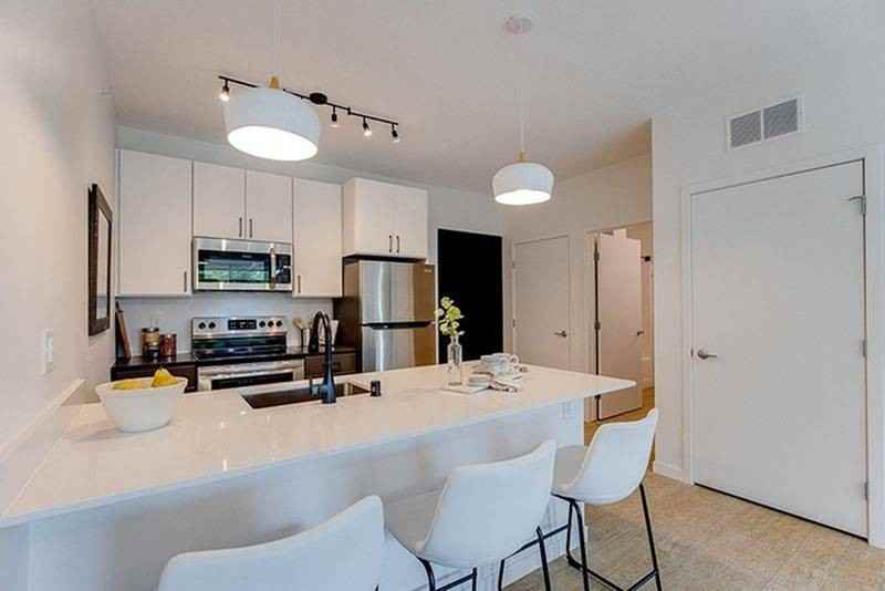 Alexander Apartments - Photo 5 of 50