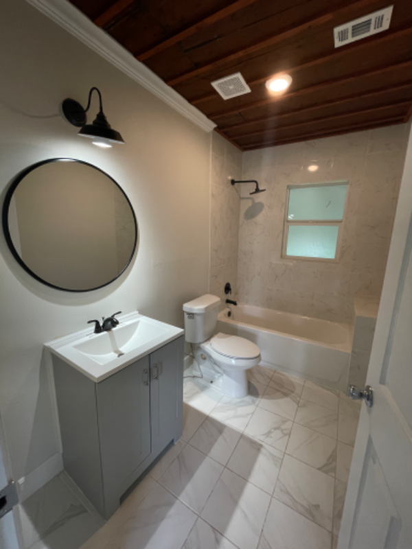 2831 Jones St - Photo 3 of 8