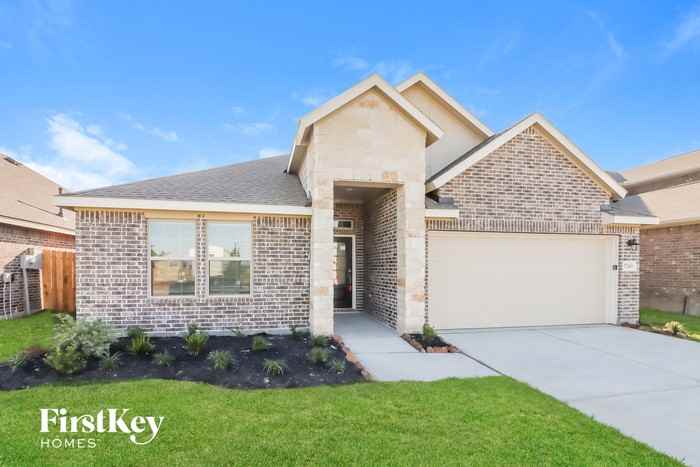 22143 Juniper Crossing Dr - Photo 2 of 15