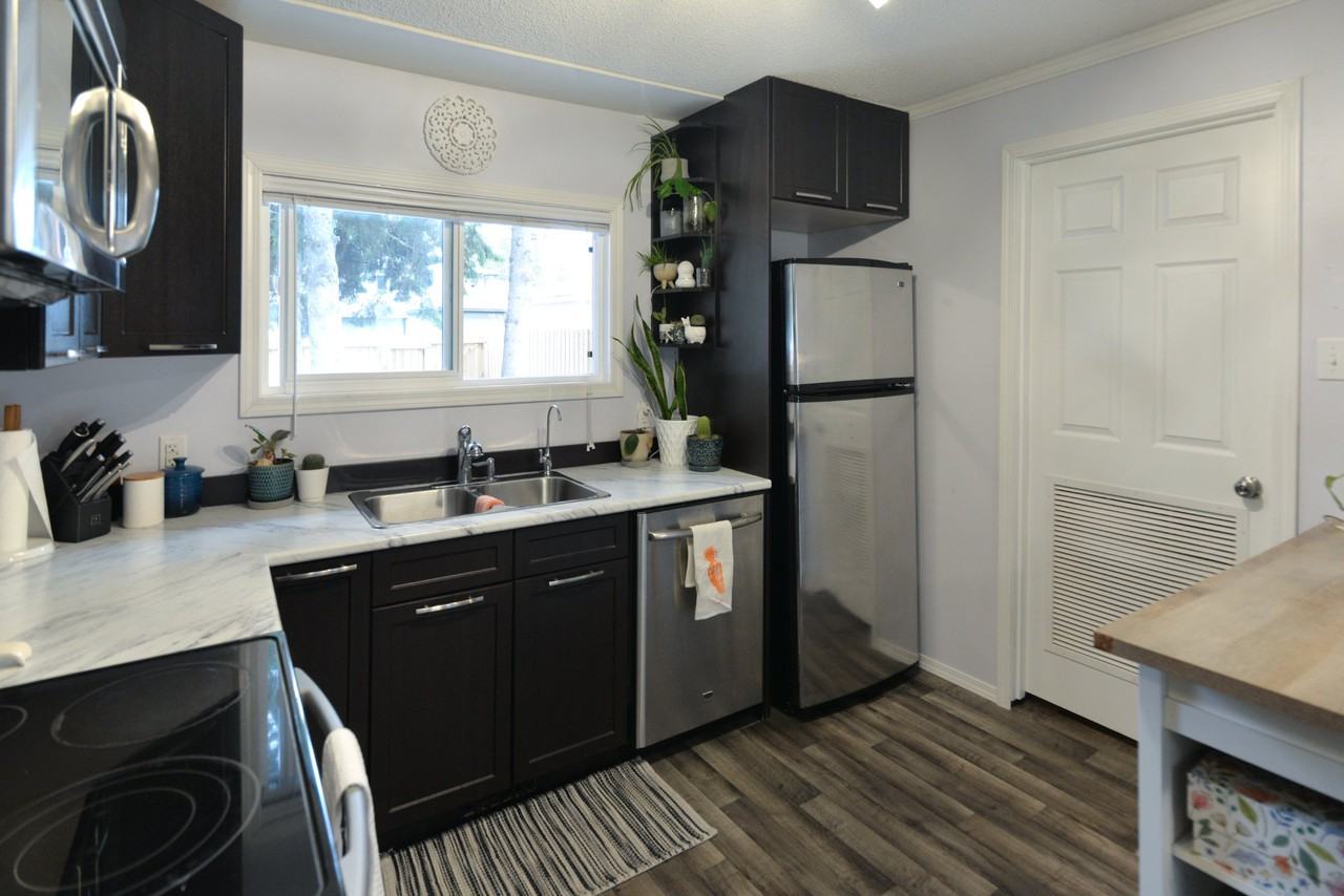 108 23 St #1 - Photo 3 of 20