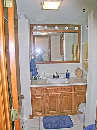 1094 Merrimar Cir S - Photo 3 of 33