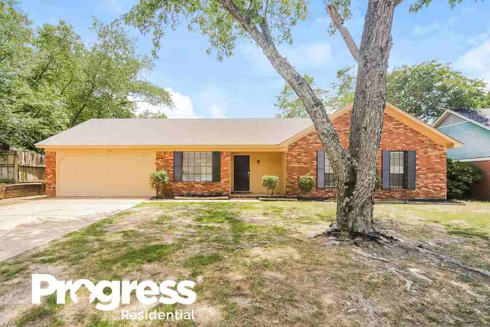 6621 Lake Valley Dr - Photo 3 of 21