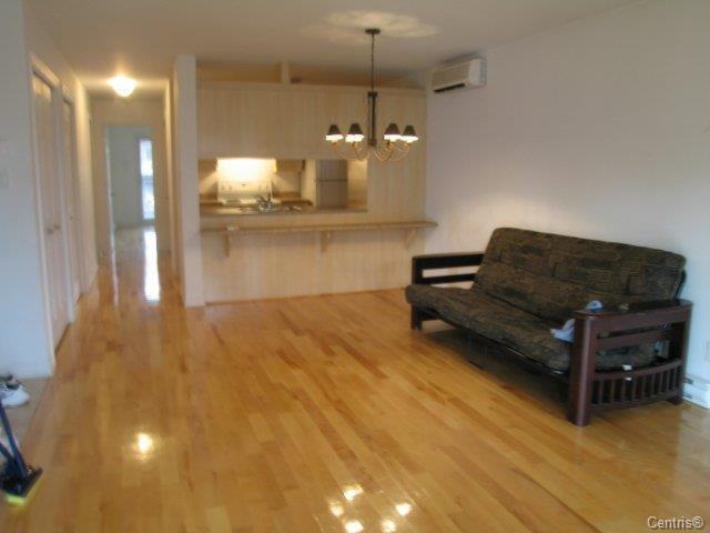 701G Rue Guy #5 - Photo 2 of 8