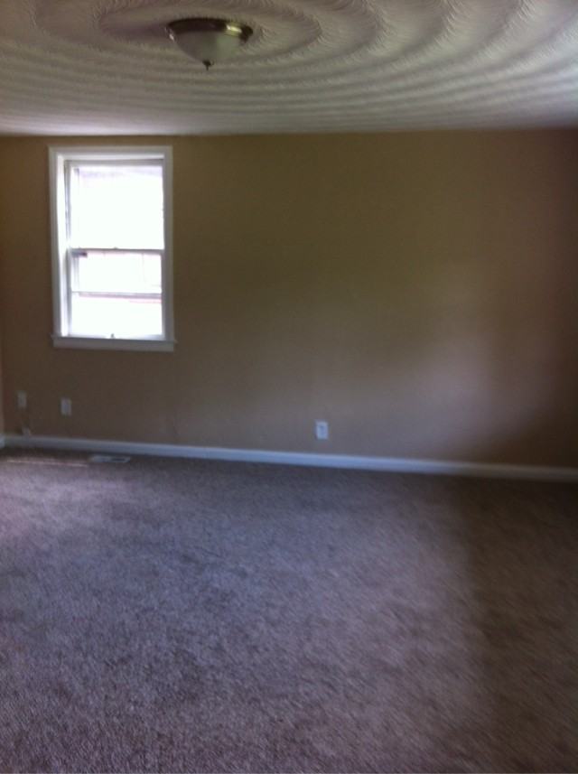 2226 Marshall Ave - Photo 3 of 11