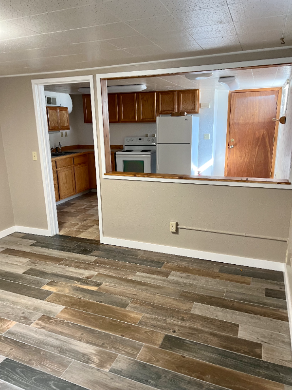 618 1/2 S 15th Ave - Photo 3 of 10