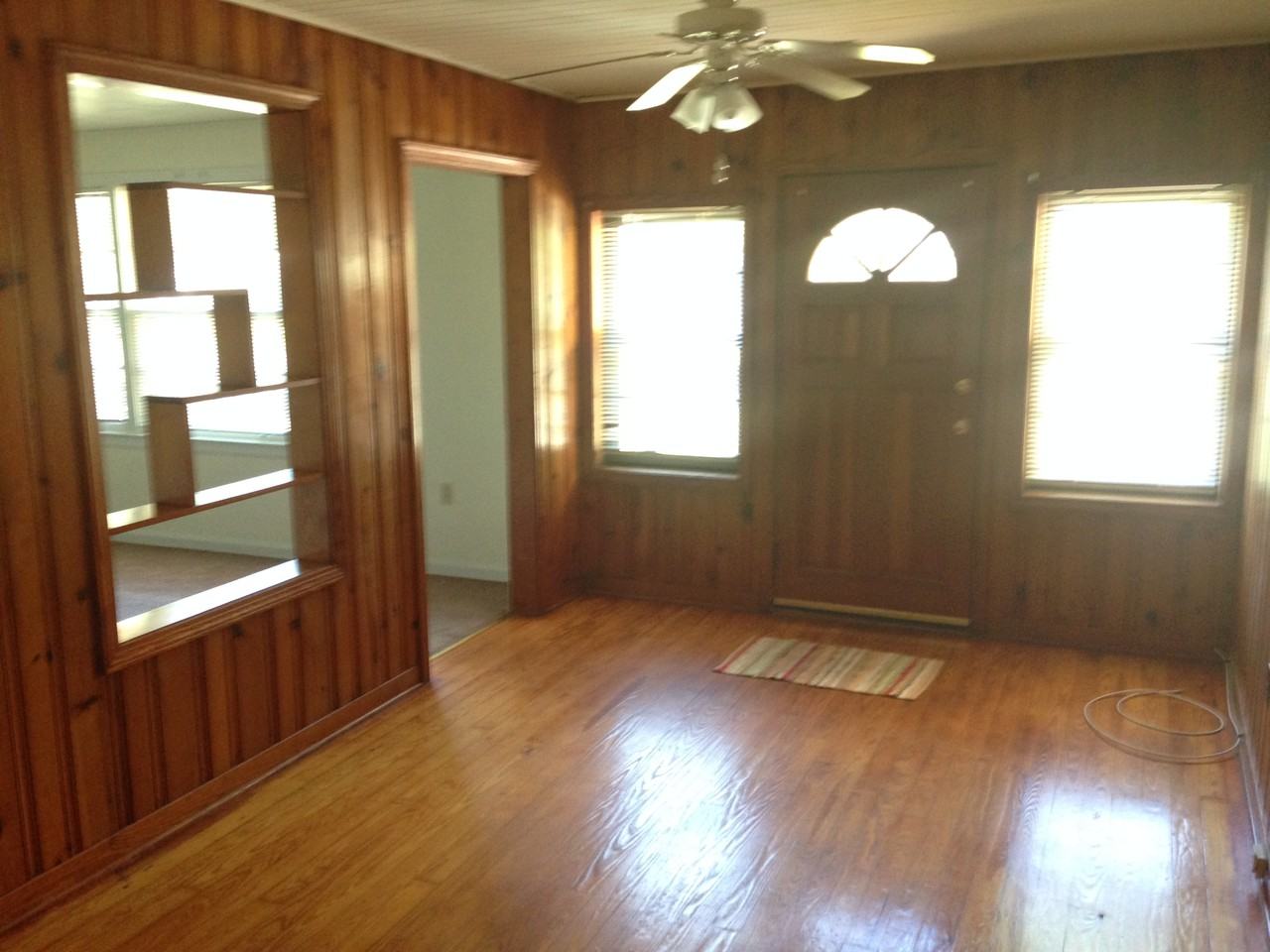 709 Lakewood Rd - Photo 3 of 19