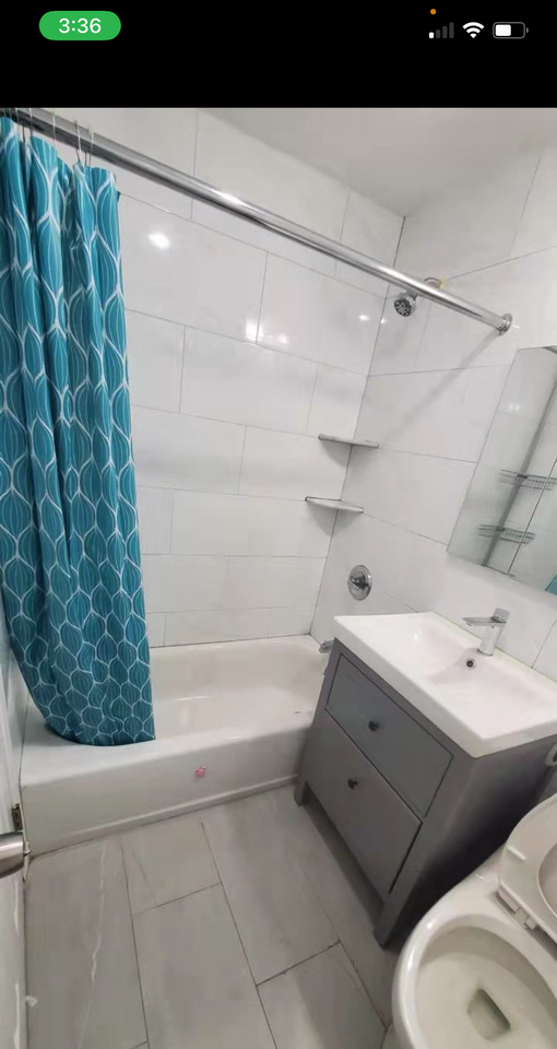 8865 17th Avenue 1F - Photo 3 of 7