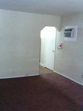 2800 34th Ave - Photo 2 of 5