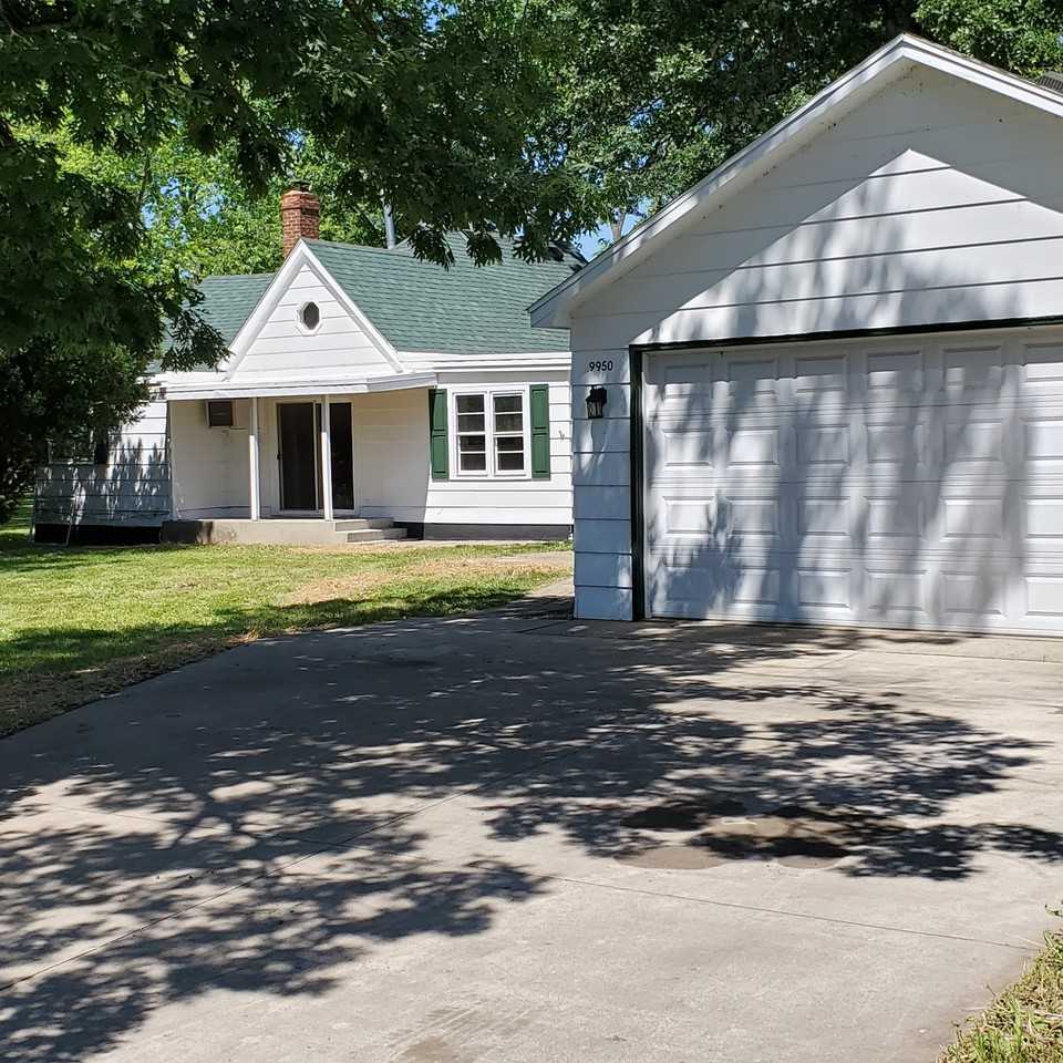 9950 270th Court - Photo 3 of 3