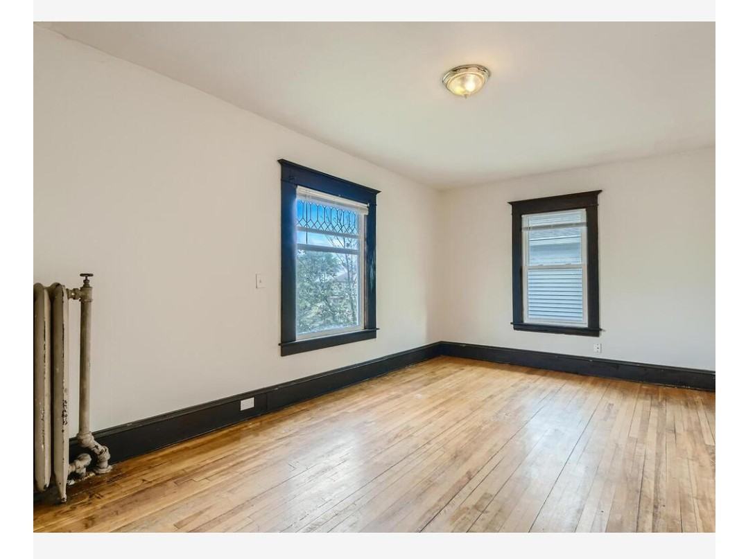 427 North Queen Avenue ##2 - Photo 3 of 12