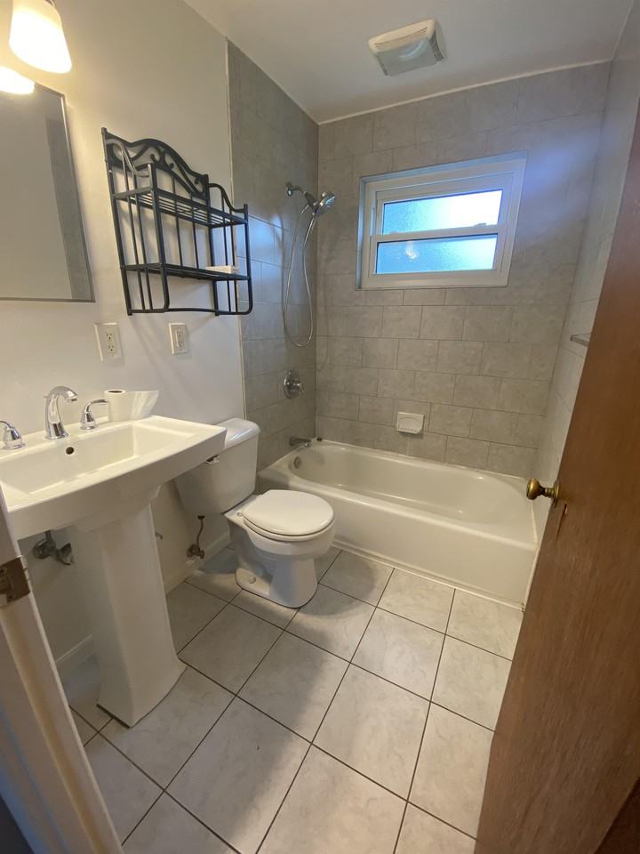 5366 Romance Ln #1 - Photo 4 of 19