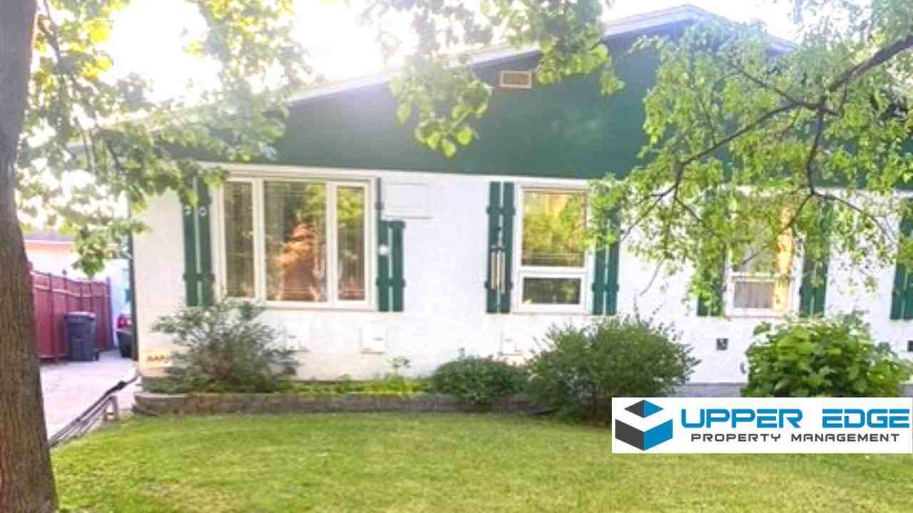 20 Reay Cres - Photo 3 of 17