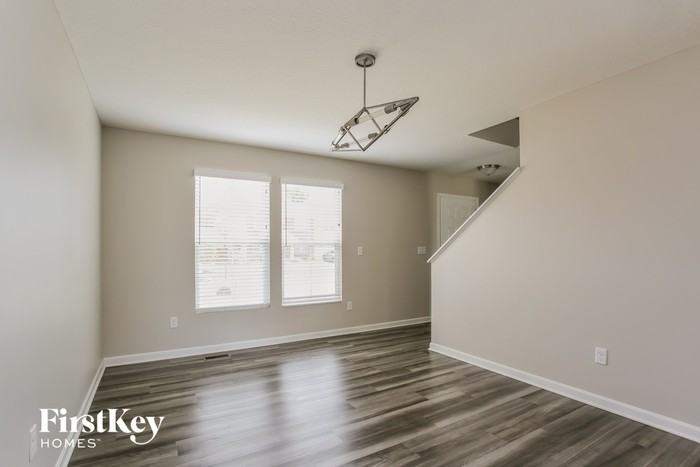 7351 Connor Ave - Photo 3 of 15