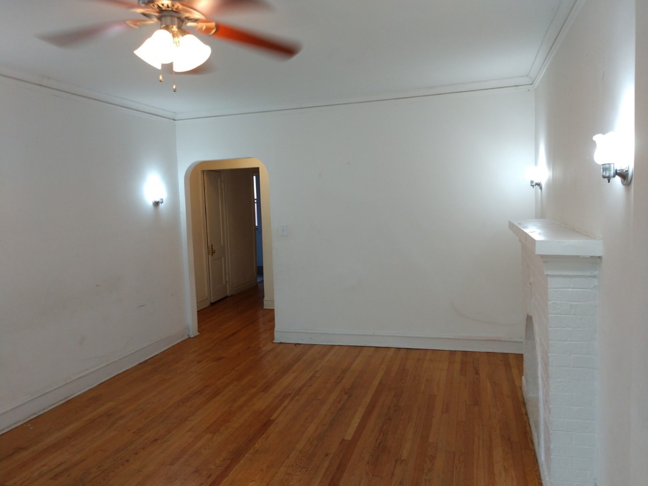 1938 West Birchwood Avenue #1 - Photo 2 of 15