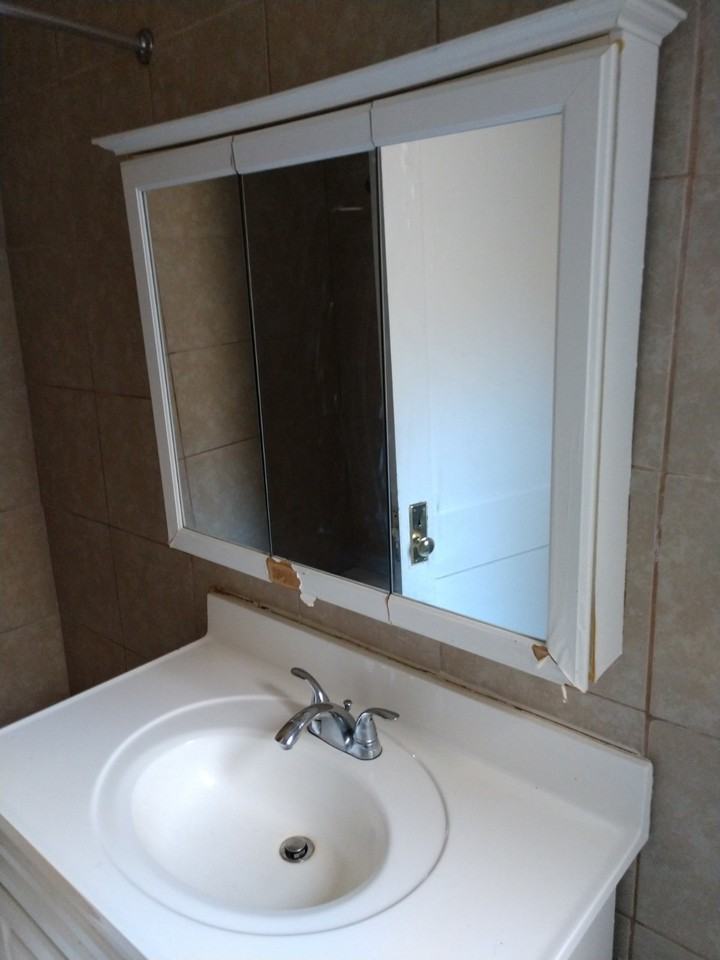 1938 West Birchwood Avenue #1 - Photo 6 of 15