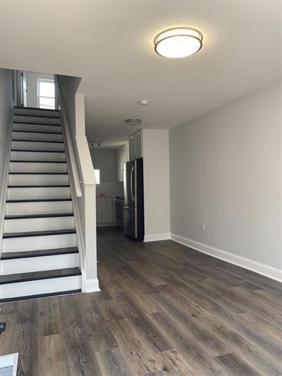 3733 Mount Pleasant Ave - Photo 2 of 9