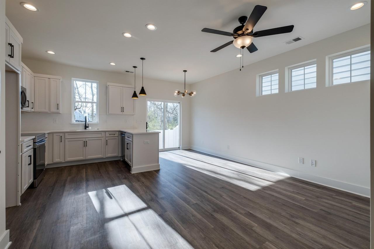 522 Taffy Way #1 - Photo 3 of 5