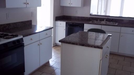 2025 Redwater Dr - Photo 3 of 6