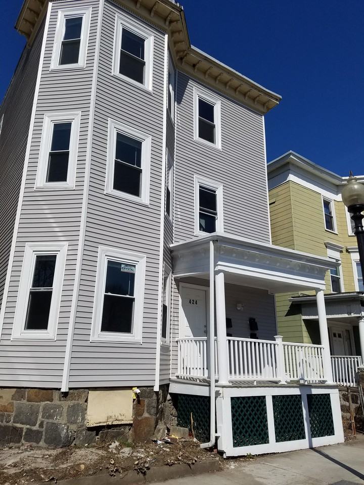 424 Bowdoin St Apartments in Uphams Corner Jones Hill, Boston, MA