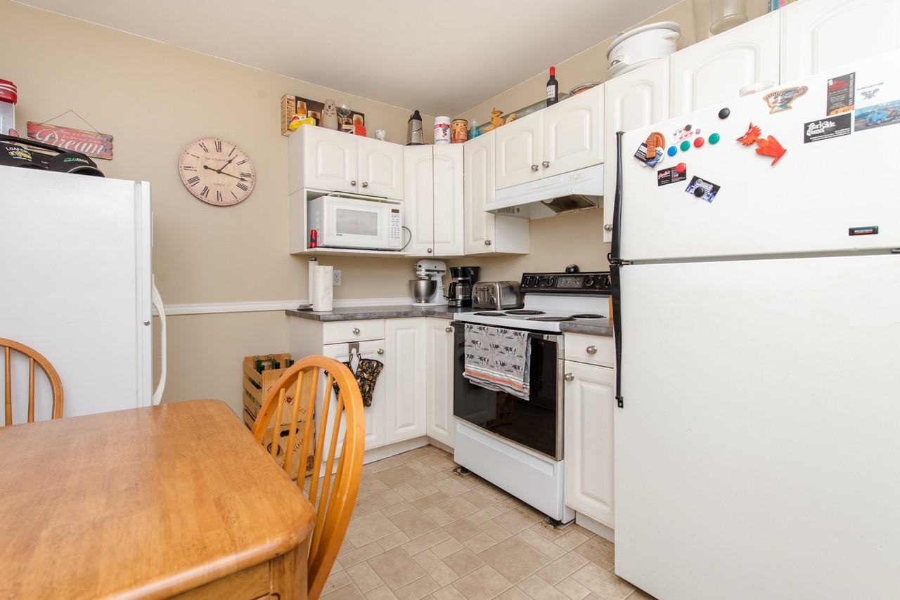 8596B Ashwell Rd #1 - Photo 2 of 7