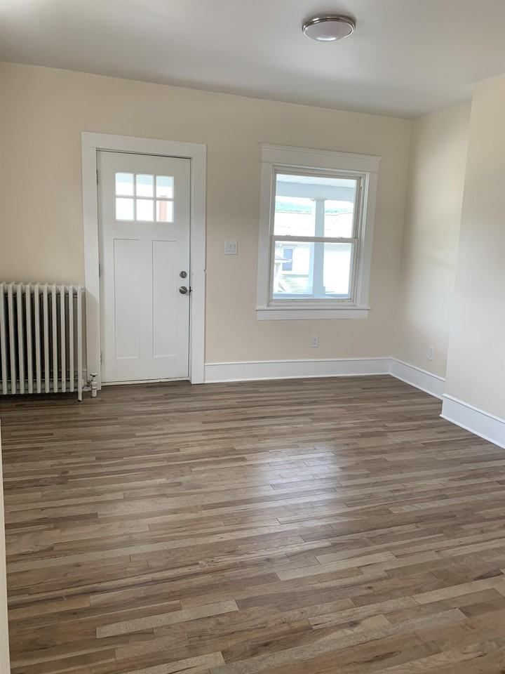 140 142 Short Street - 1 #1 - Photo 2 of 10