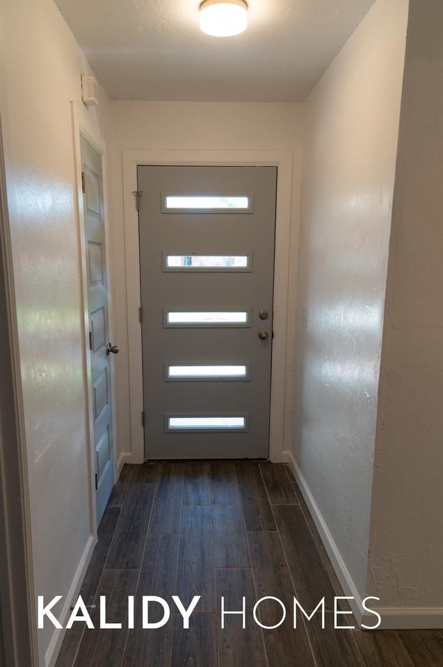 4116 Overland Dr #1 - Photo 6 of 48