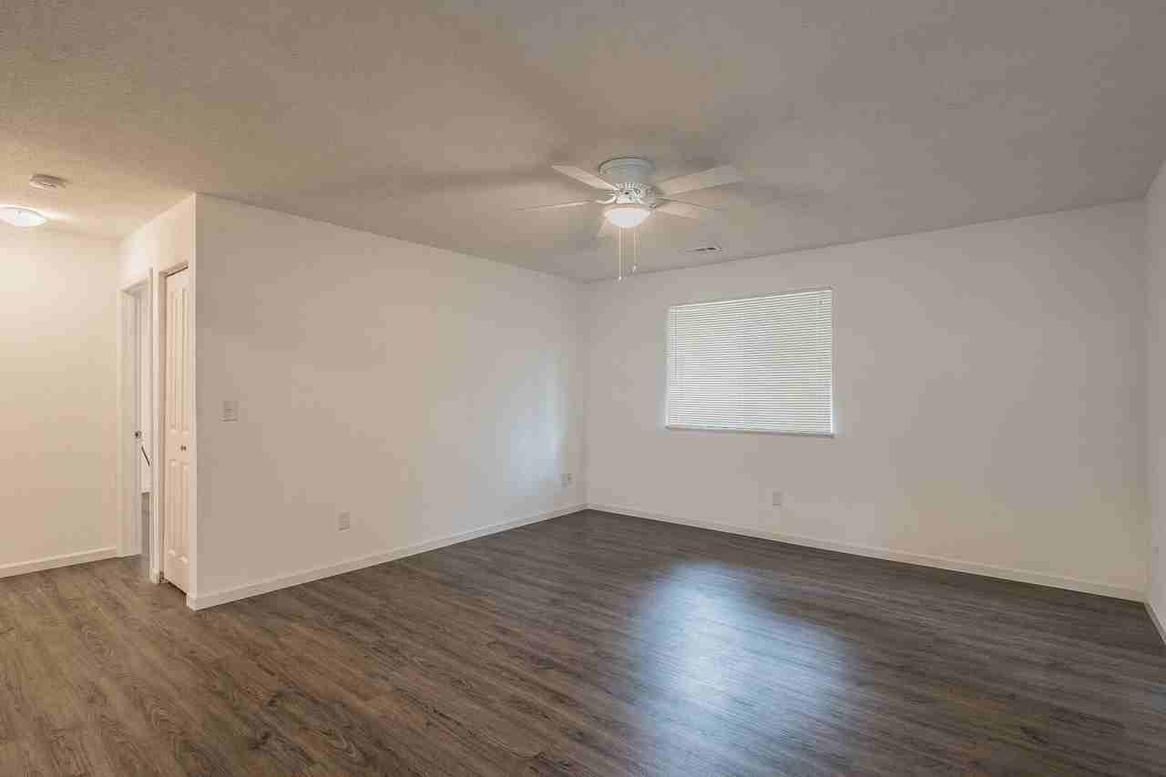 821 Park Entrance Pl #2