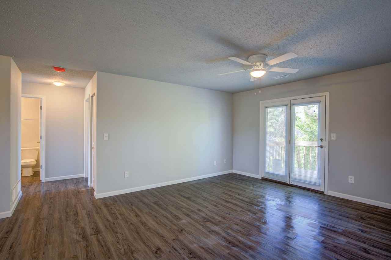 821 Park Entrance Pl #9