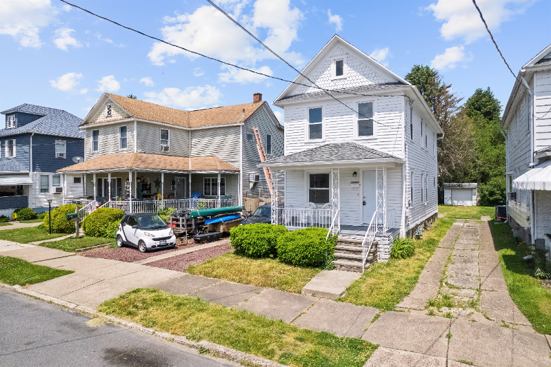 509 Miller St - Photo 4 of 25