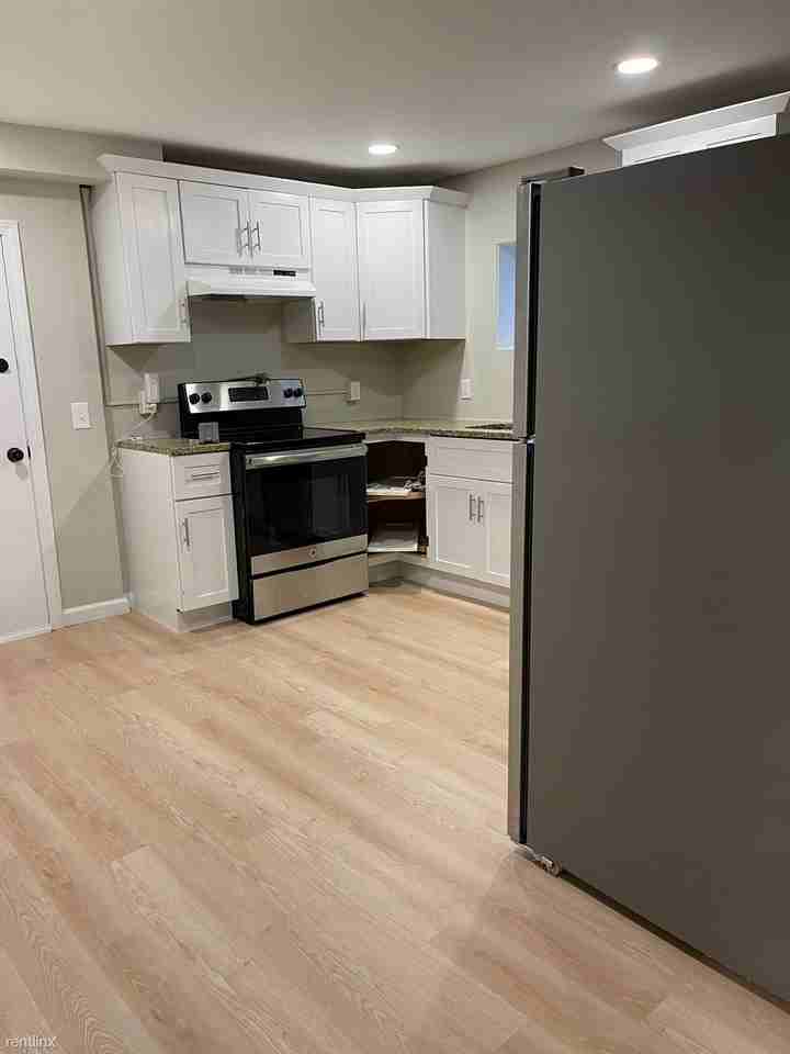 106 River Rd - Photo 3 of 8