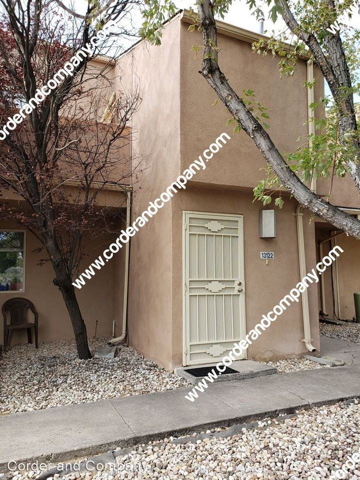 13122 Candelaria Rd Ne - Photo 2 of 15