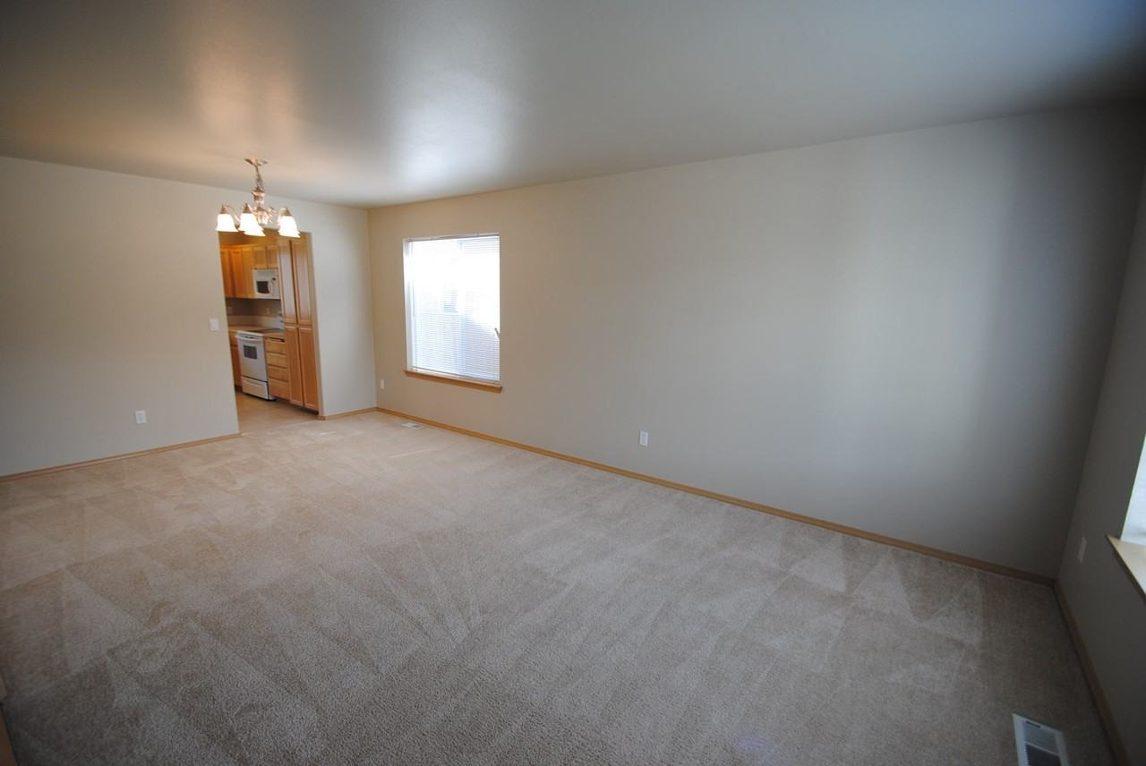 18215 72nd Ave E - Photo 3 of 5