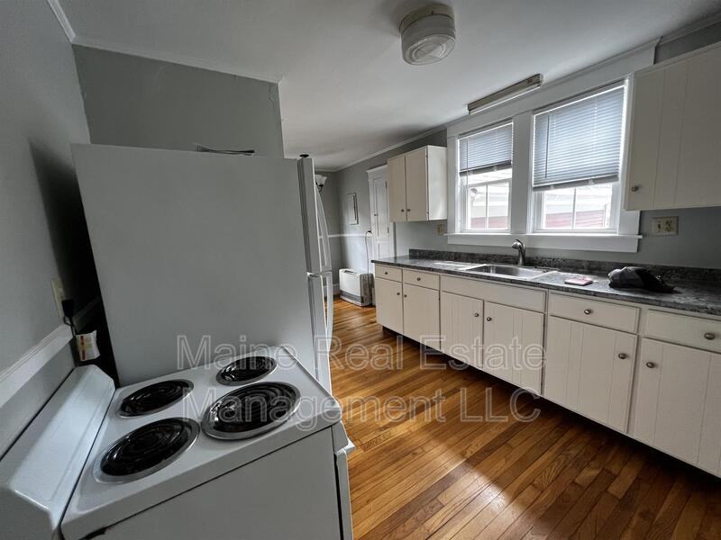 17 Hudson St - Photo 2 of 11