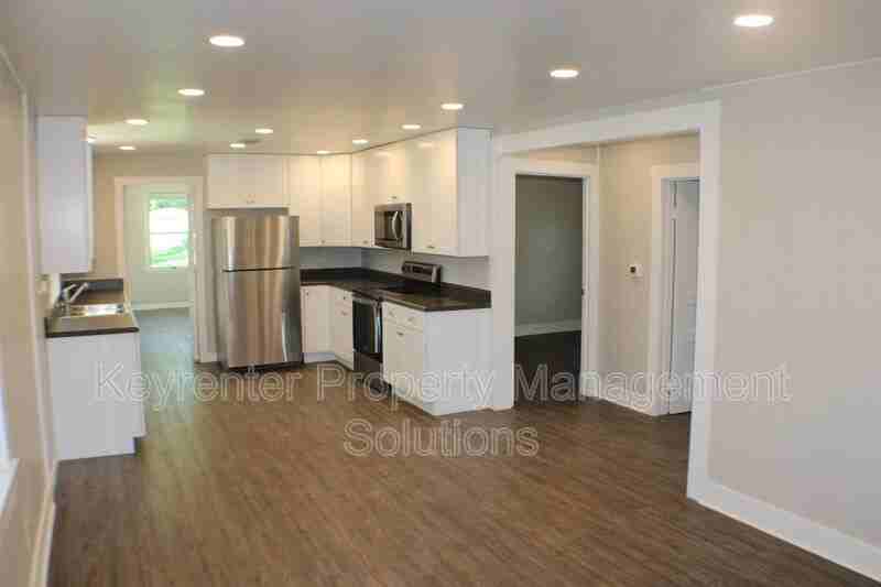 509 5th St - Photo 5 of 33