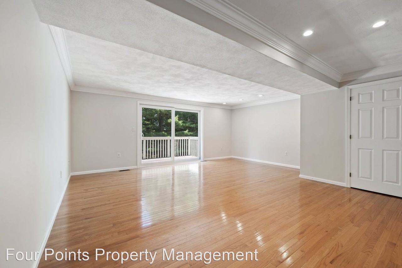 1803 Lewis O Gray Dr - Photo 3 of 40