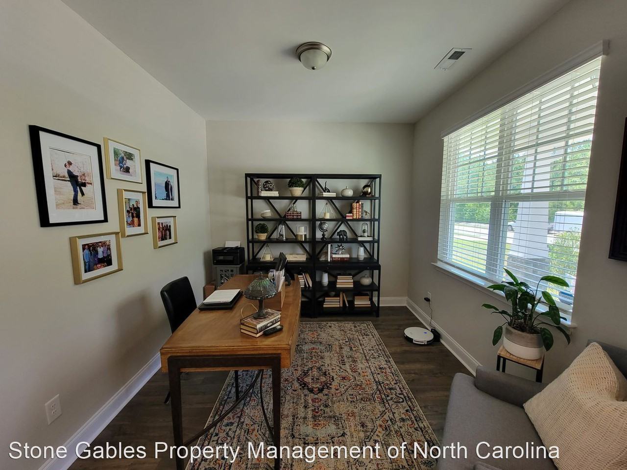 6524 Carswell Dr - Photo 3 of 39