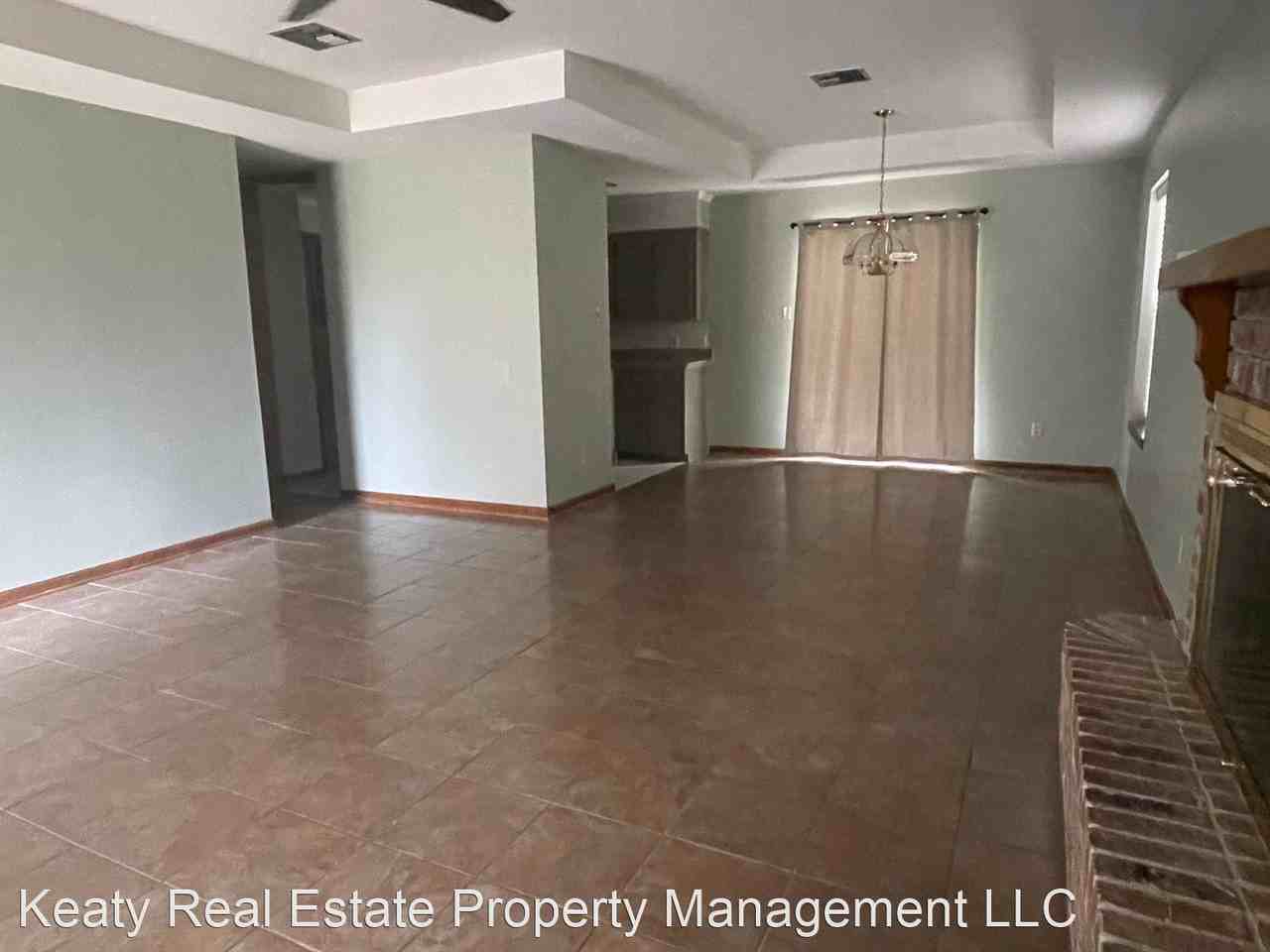 108 Cheticamp Dr - Photo 3 of 13