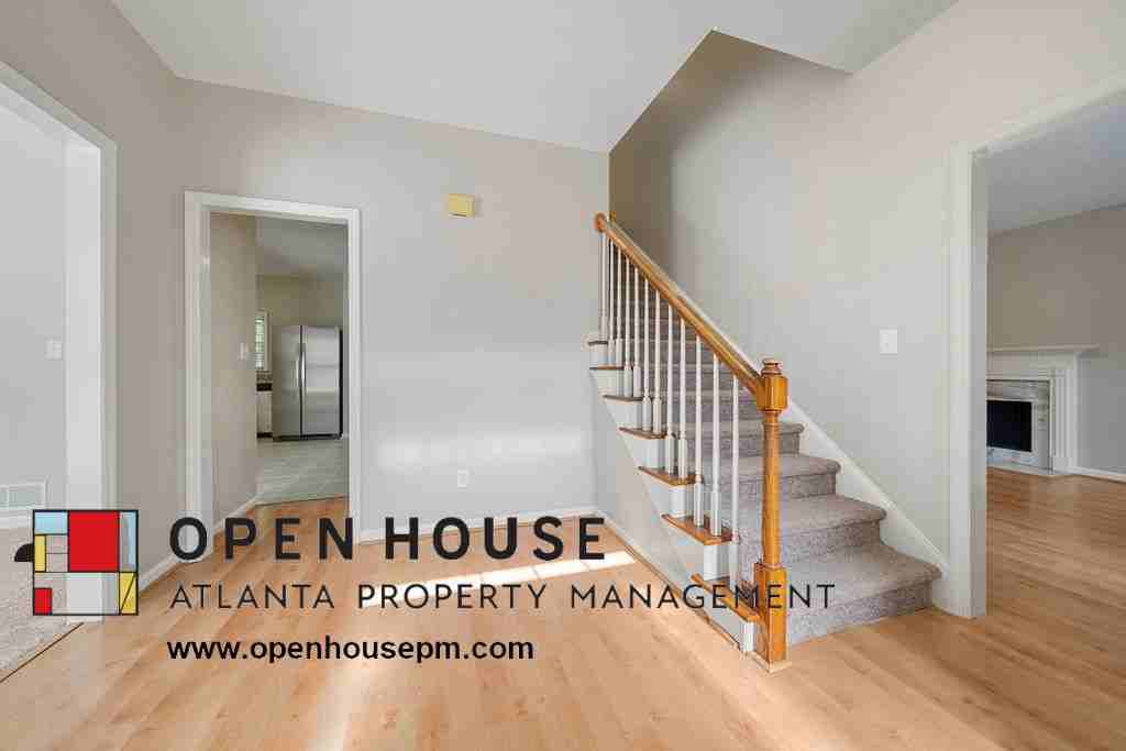 1630 Willow Way - Photo 2 of 16