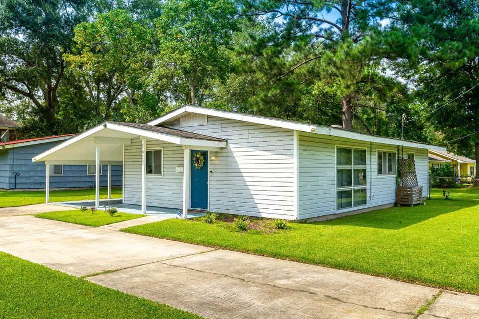 1617 W 7th St - Photo 2 of 15