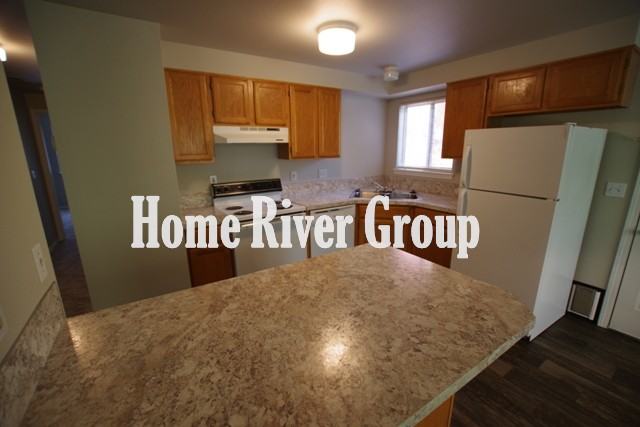 250 N Latah St - Photo 3 of 18