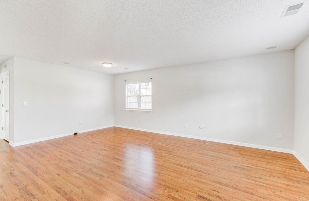 260 Tall Pines Rd - Photo 2 of 25