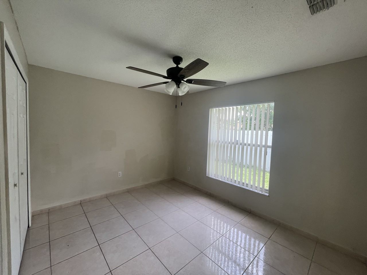 569 Pinehurst Cv - Photo 7 of 14