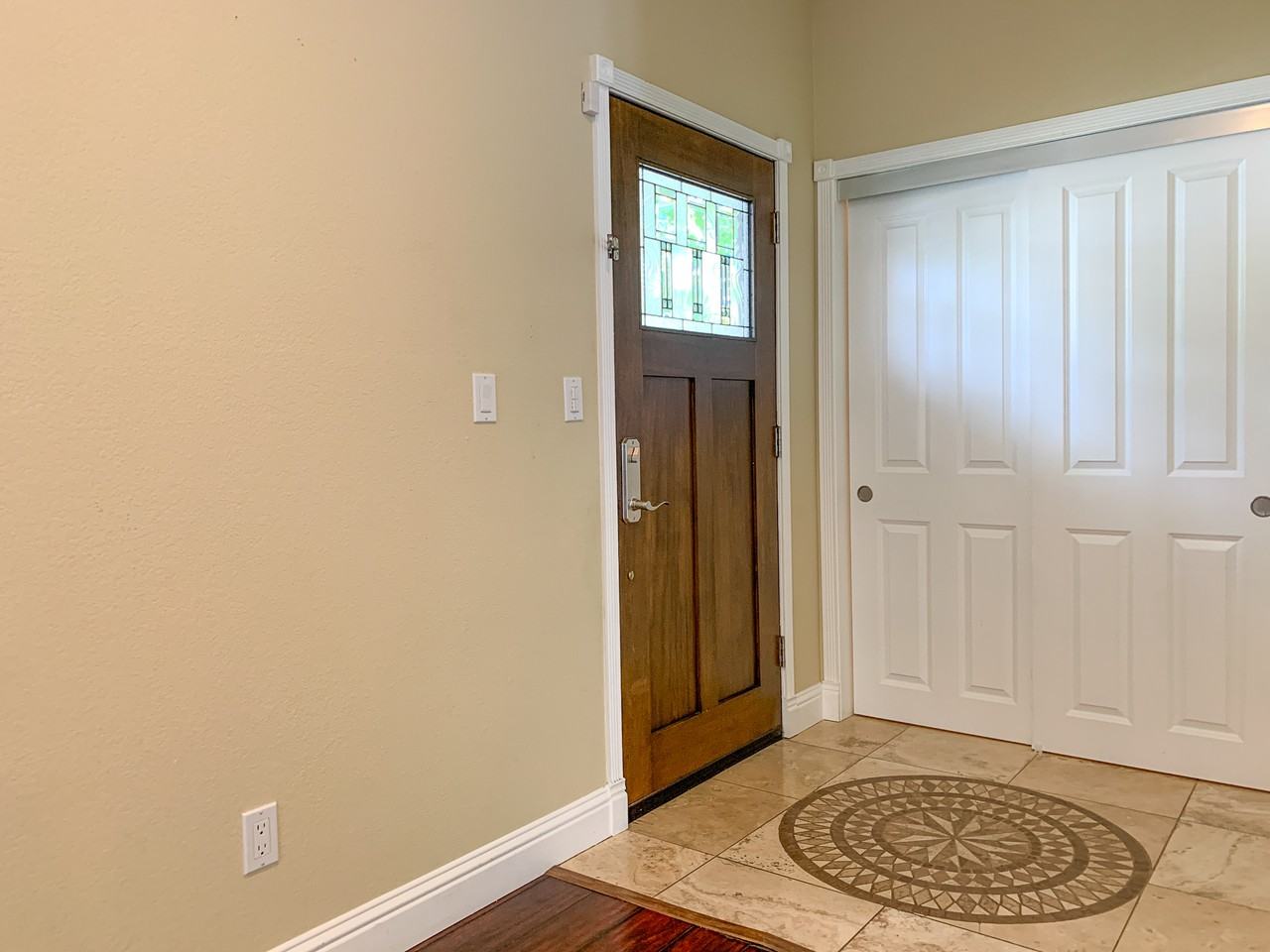 168 Wedgewood Ave - Photo 3 of 18