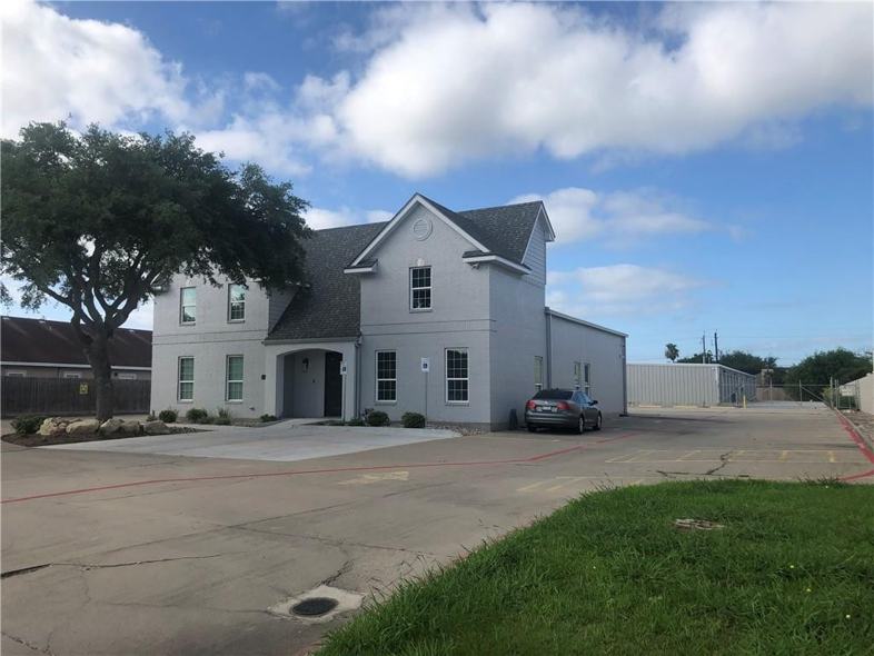5325 Yorktown Blvd, Corpus Christi, TX 78413 2 Bedroom House for 1,210