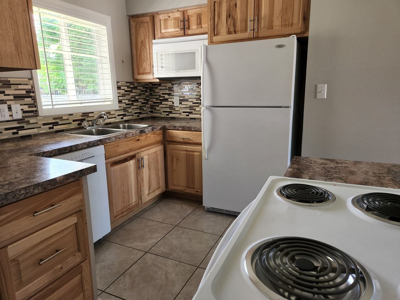 170 Filmore Avenue - Photo 3 of 15