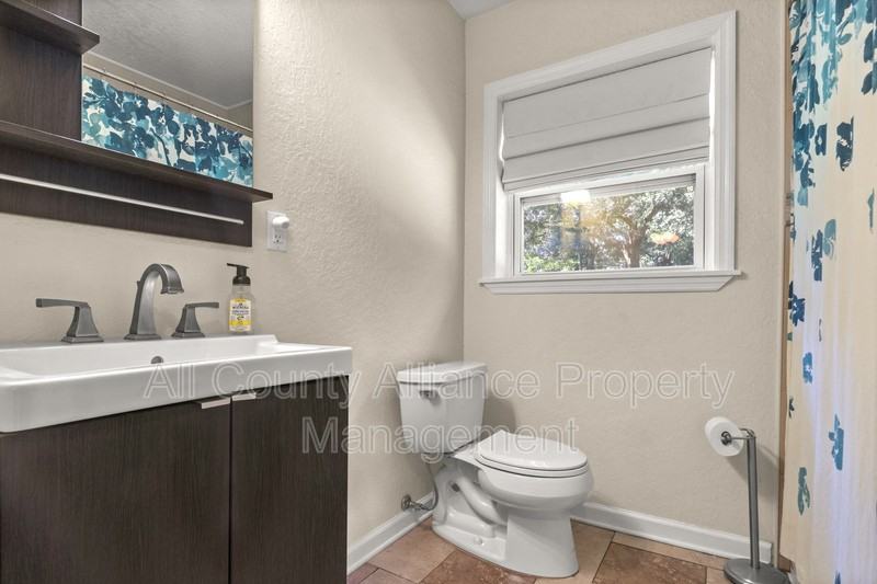 29828 Cooper Rd - Photo 7 of 9